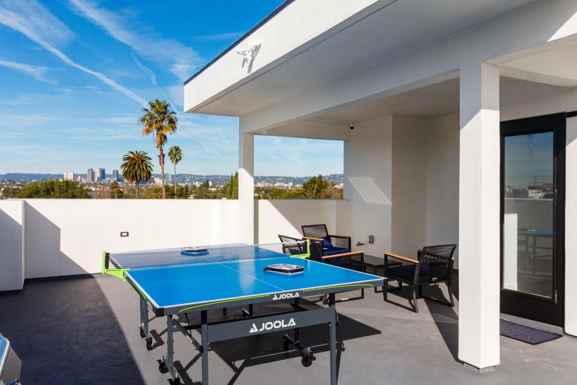 Brand New Modern 9 Bedroom Compound In Pickfair Village * Los Angeles